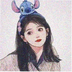 演员 李心